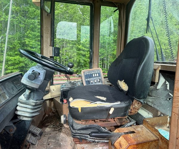 1995 CATERPILLAR 928F WHEEL LOADER ENCLOSED CAB CLEAN GLASS AC 005