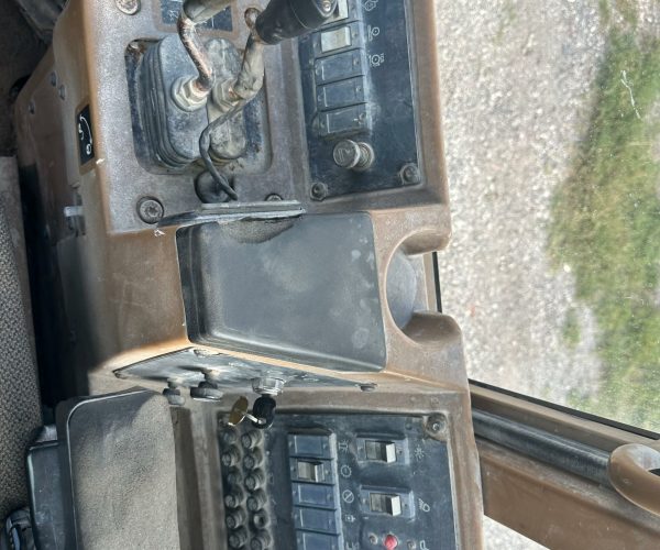 1995 CATERPILLAR 960F WHEEL LOADER ENCLOSED CAB AC 009