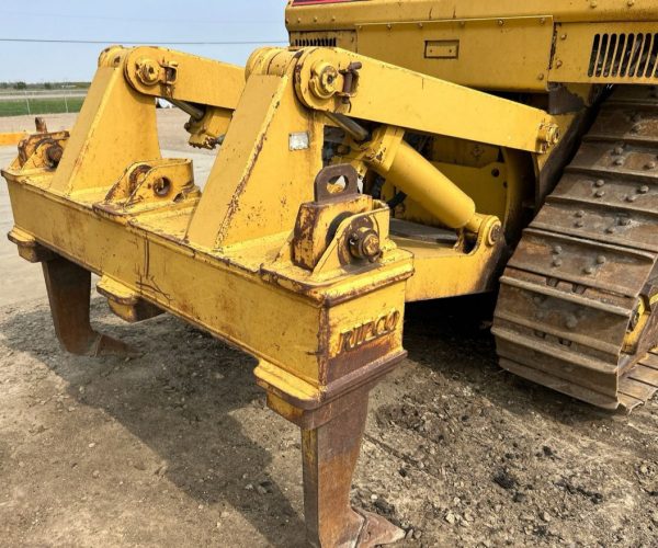 1995 CATERPILLAR D7H DOZER CAB TWO CYLINDER MULTI-SHANK RIPPER 005