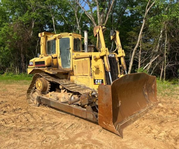 1995 CATERPILLAR D7H DOZER ENCLOSED CAB 001