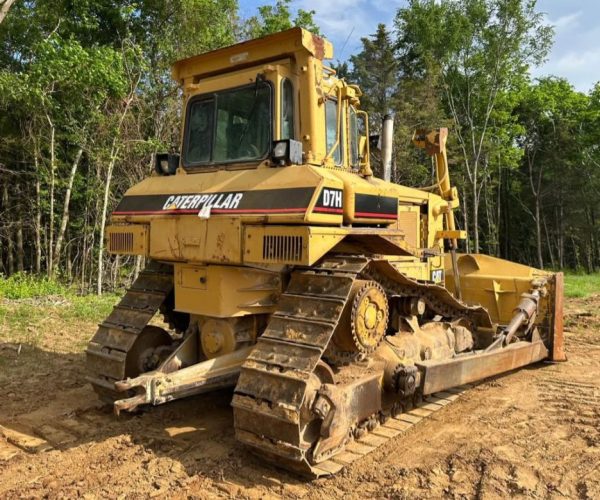 1995 CATERPILLAR D7H DOZER ENCLOSED CAB 004