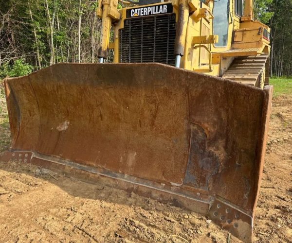 1995 CATERPILLAR D7H DOZER ENCLOSED CAB 006