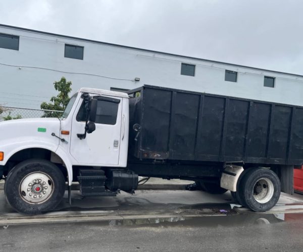 1995 INTERNATIONAL 3800 T444E bSINGLE AXLE DUMP TRUCK 001