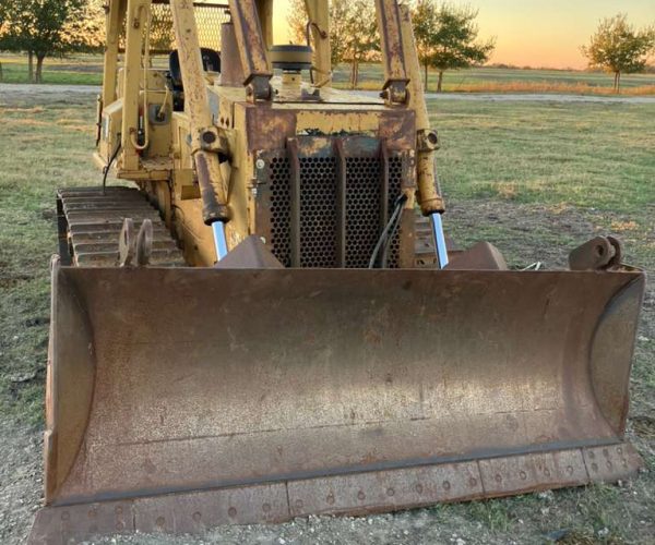1996 CATERPILLAR D6D DOZER OPEN CAB 001
