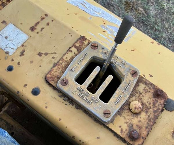 1996 CATERPILLAR D6D DOZER OPEN CAB 011