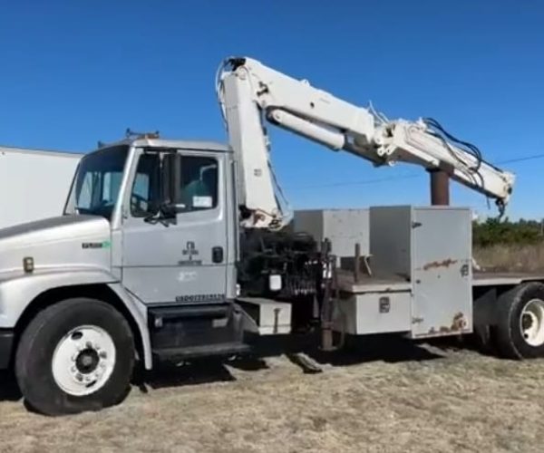 1997 FREIGHTLINER FL80 CRANE TELESCOPIC BOOM 001