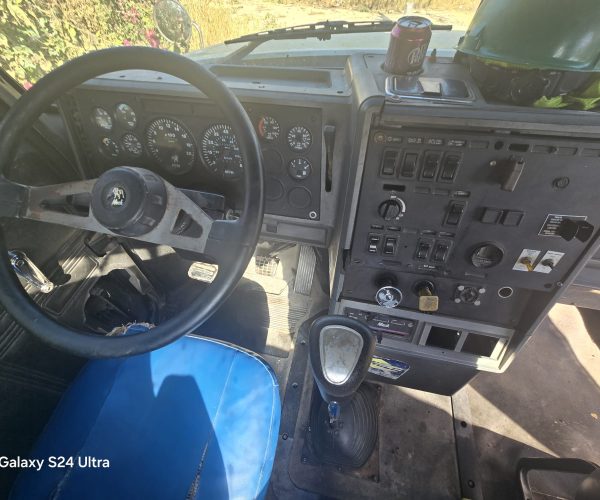 1997 MACK CH 613 DAY CAB TANDEM WITH WET LINE KIT RECENTLY REBUILT ENGINE MACK E7 CH 613 ENGINE RECENTLY REBUILT 010