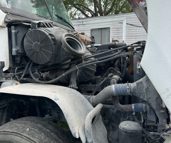 1998-FREIGHTLINER-CENTURY-TRI-AXLE-018