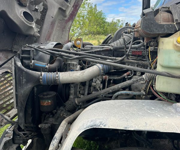 1998-FREIGHTLINER-CENTURY-TRI-AXLE-020