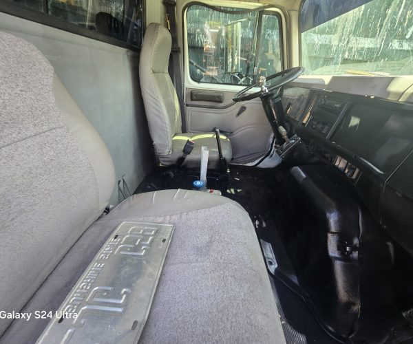 1998 INTERNATIONAL ROLL-OFF TRUCK WITH 12 FT BIN 009