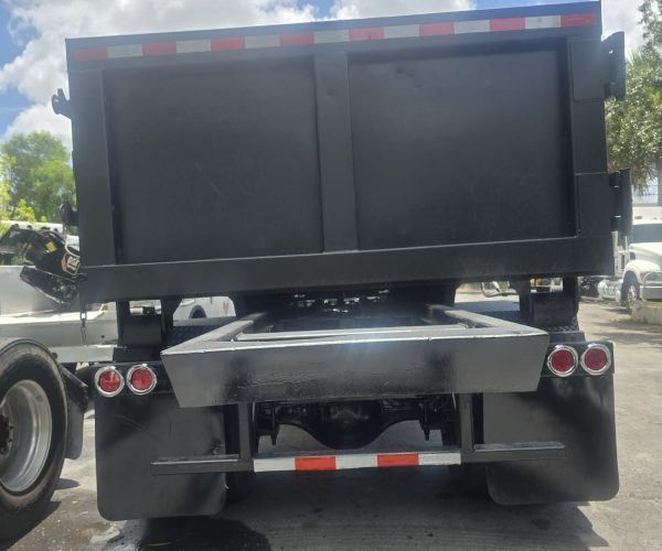 1998-INTERNATIONAL-ROLL-OFF-TRUCK-WITH-12-FT-BIN-020