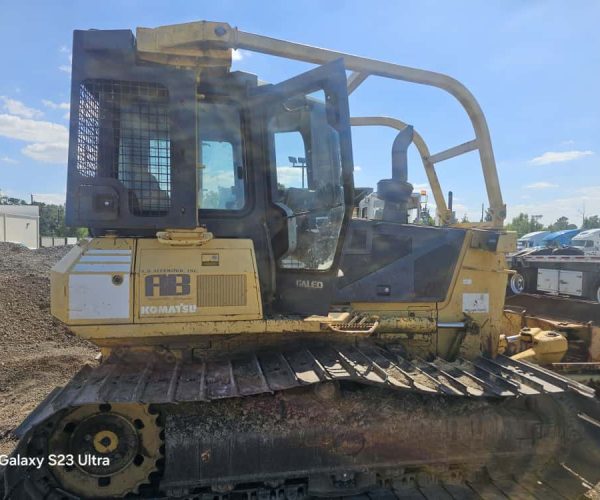 1998 KOMATSU D4P DOZER DOZER ENCLOSED CAB AC WORKING 003