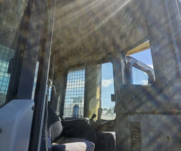 1998 KOMATSU D4P DOZER DOZER ENCLOSED CAB AC WORKING 010