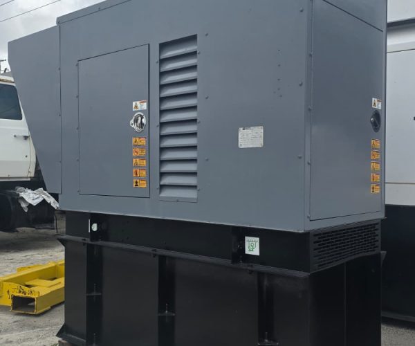 1998 MAGNATEK RDS500 GENERATOR 40KW 208v 3 PHASE 001