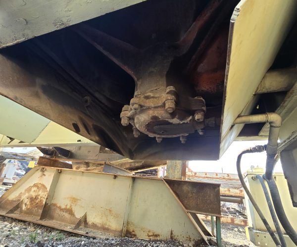 1998 SYMONS CONE CRUSHER WITH SCREEN 012