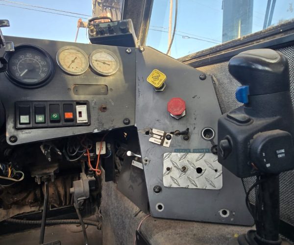 1999 LINK-BELT HTC8675, 75 TONS HYDRAULIC TRUCK CRANE 008