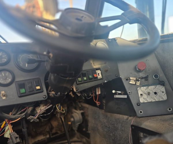 1999 LINK-BELT HTC8675, 75 TONS HYDRAULIC TRUCK CRANE 009