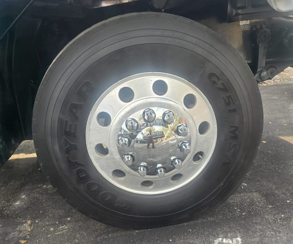 1999 MACK CL DAYCAB TRI-AXLE WITH WET LINE KIT & DOUBLE FRAME 009