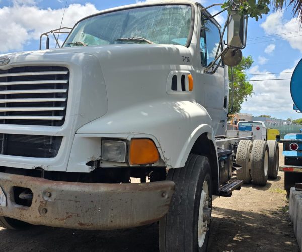 1999 STERLING DAY CAB LONG 16FT LENGTH 001