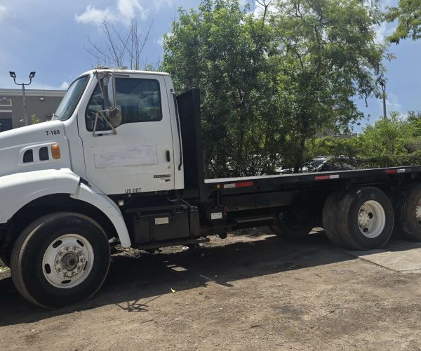 1999 STERLING FLAT BET 18FT LENGTHH DOUBLE CHASSIS 001