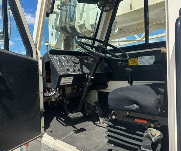 1999 TEREX LORAIN T230 HYDRAULIC ROUGH TERRAIN TRUCK CRANE 009