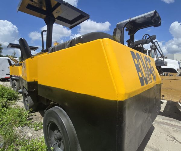 2 PNEUMATIC TIRE ROLLERS 2004 HYPAC C530AH & 2005 BOMAG 008