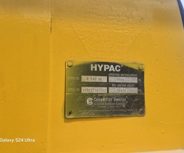 2 PNEUMATIC TIRE ROLLERS 2004 HYPAC C530AH & 2005 BOMAG 021
