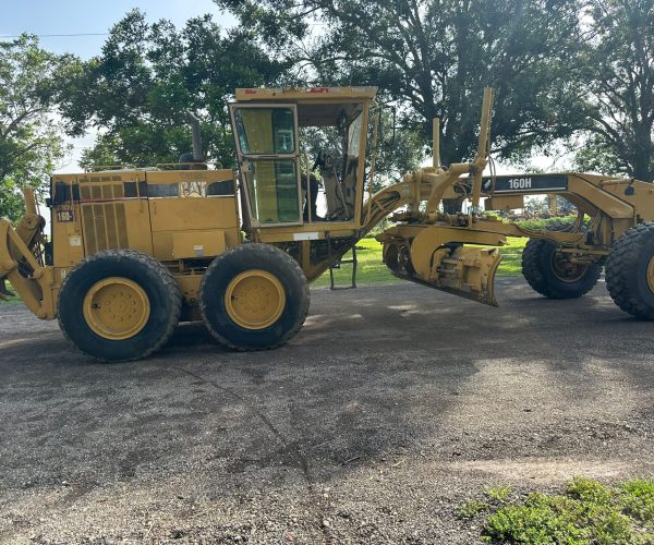 2000 CATERPILLAR 160H MOTORGRADER ENCLOSED CAB, AC REAR RIPPER & PUSH BLOCK 008