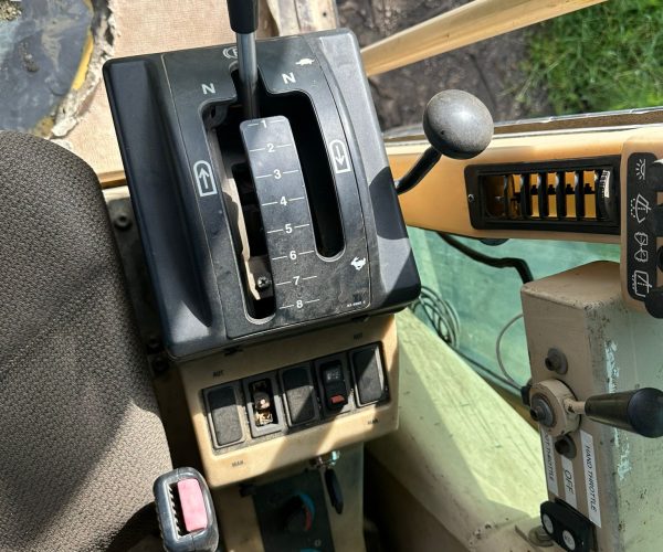 2000 CATERPILLAR 160H MOTORGRADER ENCLOSED CAB, AC REAR RIPPER & PUSH BLOCK 013