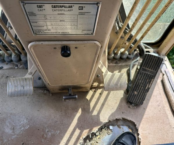 2000 CATERPILLAR 160H MOTORGRADER ENCLOSED CAB, AC REAR RIPPER & PUSH BLOCK 015