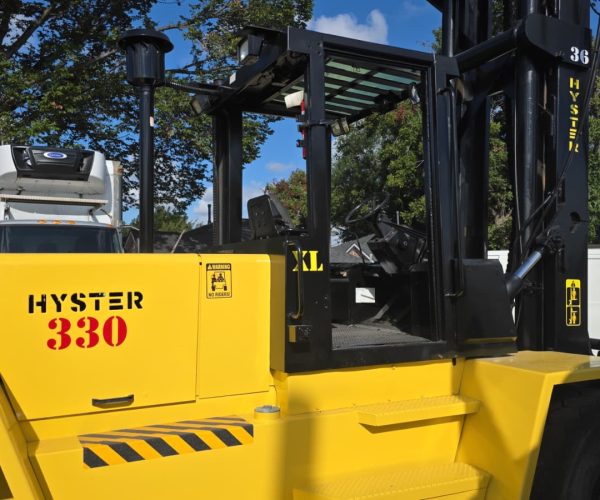 2000 HYSTER H330HD FORKLIFT 31,000 LBS 002