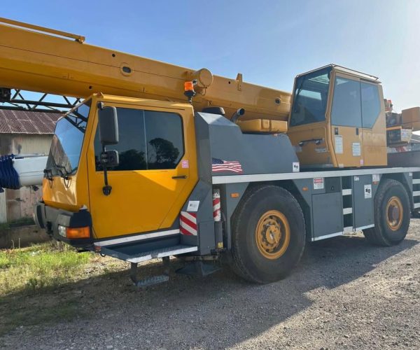 2000 LIEBHERR LTM 1030-2 (4×4×4) ALL TERRAIN CRANE 002