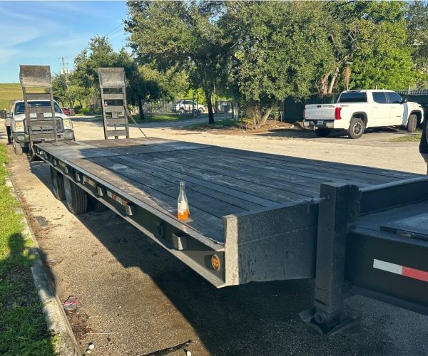 2000 MCVE 25 TON EQUIPMENT TRAILER WITH HYDRAULIC 006