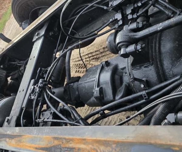 2000 PETERBILT 357 DUMP TRUCK SPREADER THIRD 014
