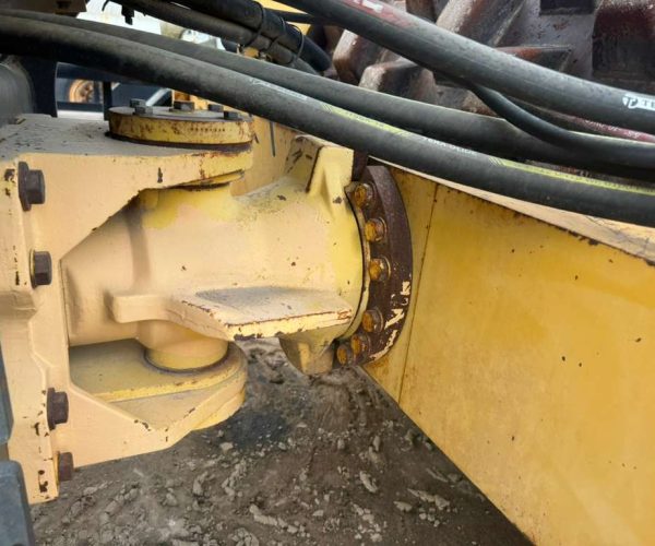 2001 BOMAG BW211 PD-3 SHEEP FOOT ROLLER COMPACTOR 010