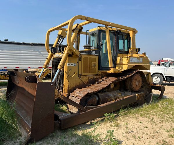 2001 CATERPILLAR D6R ENCLOSED CAB WITH RIPPER 002