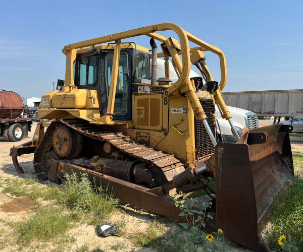 2001 CATERPILLAR D6R ENCLOSED CAB WITH RIPPER 003