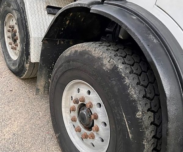 2001 CONCORDJUNJIN CONCRETE PUMP 42M MOUNTED 011