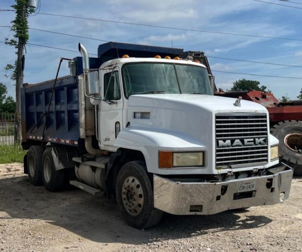 2001 MACK CH DUMP TRUCK TANDEM AXLE 001