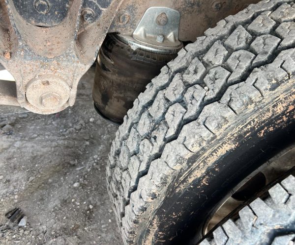 2001 MACK CH DUMP TRUCK TANDEM AXLE 012