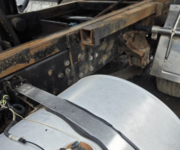 2001 MACK CH DUMP TRUCK TANDEM AXLE 013