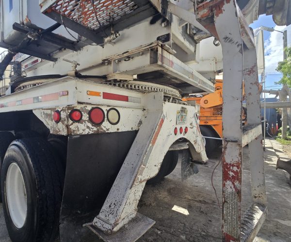 2001 PRESSURE DIGGER ALTEC HD-H 35 MOUNTED ON 2001 4900 INTERNATIONAL 009