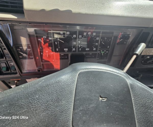 2001 PRESSURE DIGGER ALTEC HD-H 35 MOUNTED ON 2001 4900 INTERNATIONAL 013