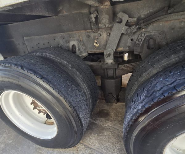 2001 PRESSURE DIGGER ALTEC HD-H 35 MOUNTED ON 2001 4900 INTERNATIONAL 016