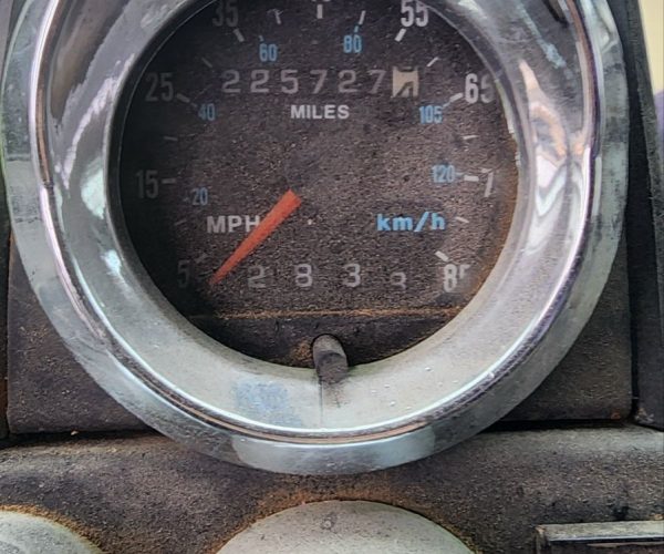 2001 PUTZMEISTER CONCRETE PUMP 38M MOUNTED ON A 2002 MACK 009