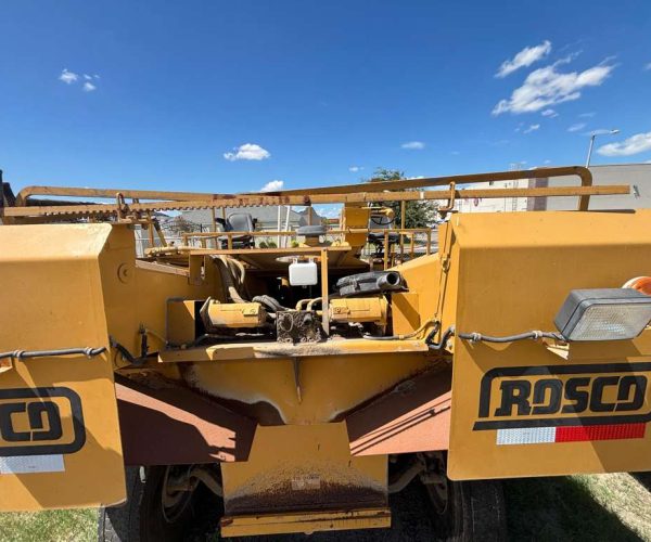 2001 ROSCO SPRHH CHIP SPREADER ENGINE DIESEL 016