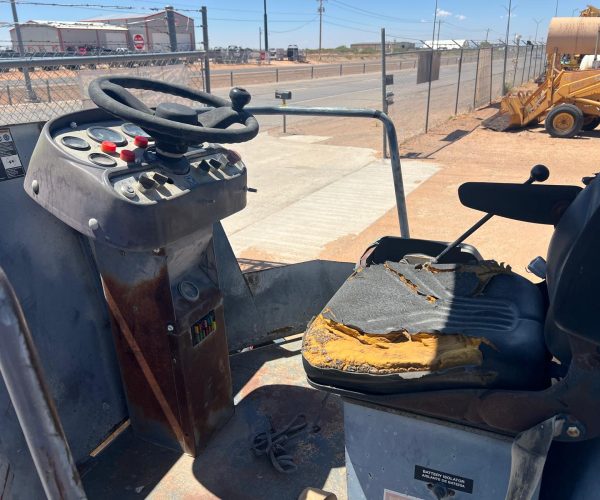 2001 STONE RHINO SD66 SINGLE DRUM VIBRATORY ROLLER 66 IN SMOOTH DRUM DIESEL ENGINE 008