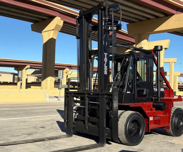 2001 TAYLOR TX180 FORKLIFT DIESEL 18.000 LB CAB HEAT 001