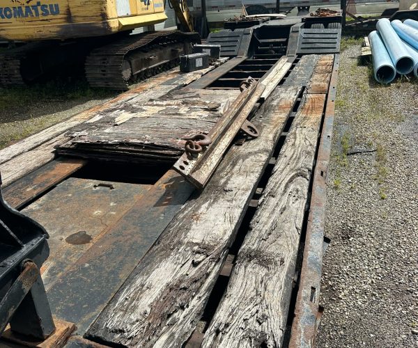 2001 WITZCO RG52 CHALLENGER 50 TONS GOOSE NECK DETACHABLE LOW BOY TRI-AXLE TRAILER 005