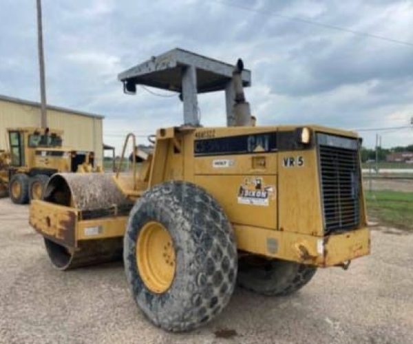 2002 CATERPILLAR CS563D ROLLER COMPACTOR OPEN ROPS, 84- INCH DRUM 003